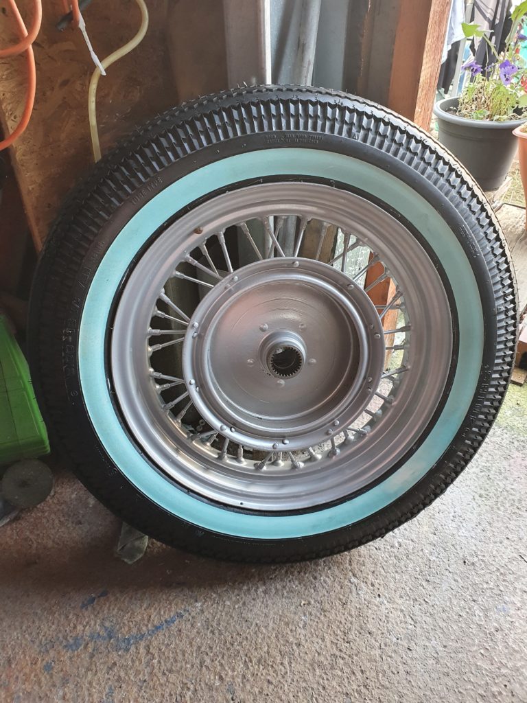 Front Wheel with Whitewall Tyre 1